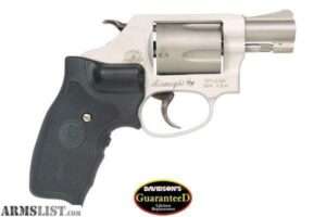 Smith & Wesson 637 Airweight Crimson Trace Lasergrip 38 Special 5 Round